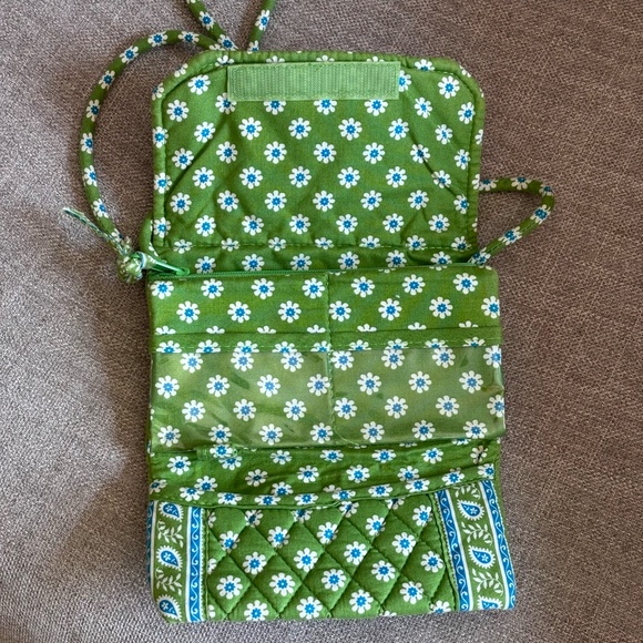 Vera Bradley Women's Strap Wallet Apple Green Pattern - Picture 4 of 16